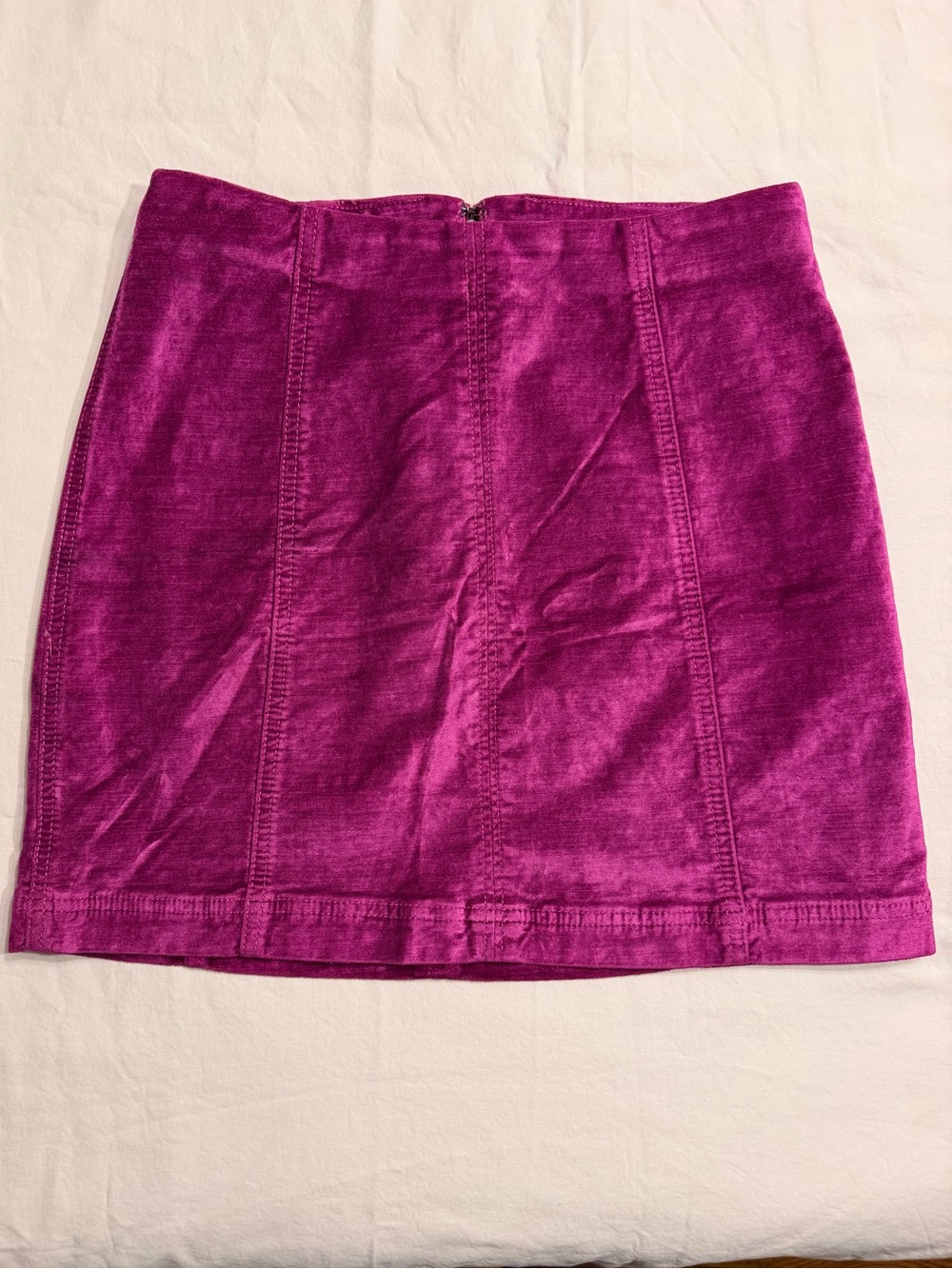 Free People Modern Femme Velvet Mini Skirt Size 6 Magenta